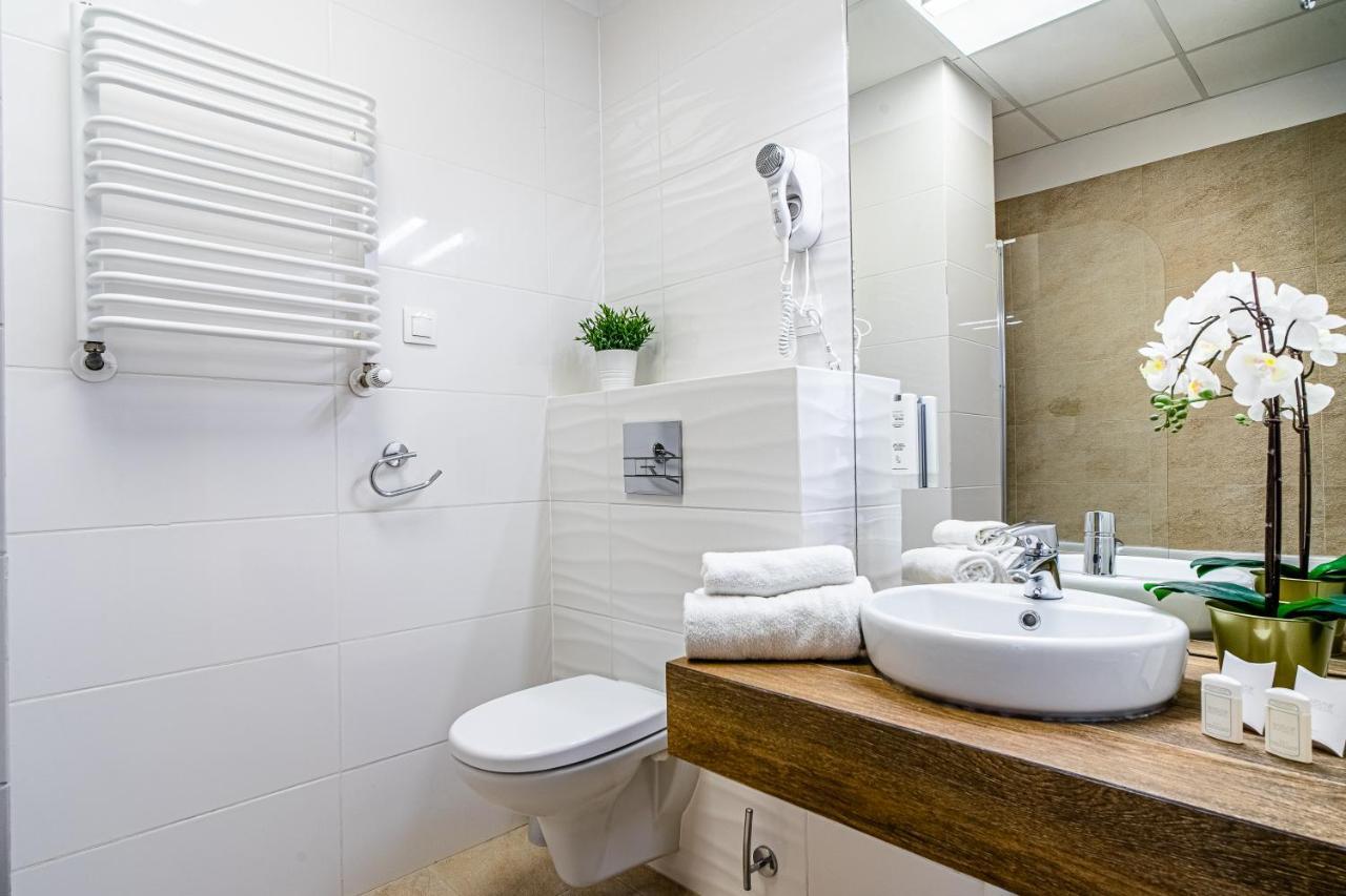 Varsovla Apartments エクステリア 写真