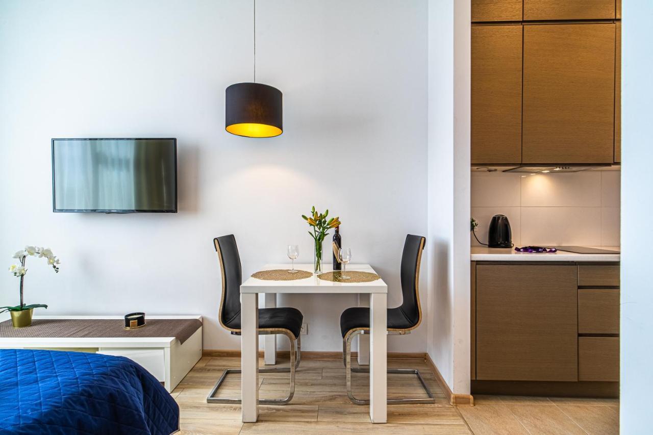 Varsovla Apartments エクステリア 写真