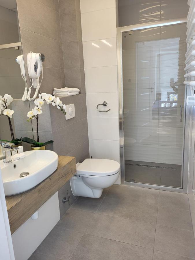 Varsovla Apartments エクステリア 写真